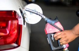 E32 a Caminho: Brasil deve elevar mistura de etanol na gasolina para 32% ainda em 2026