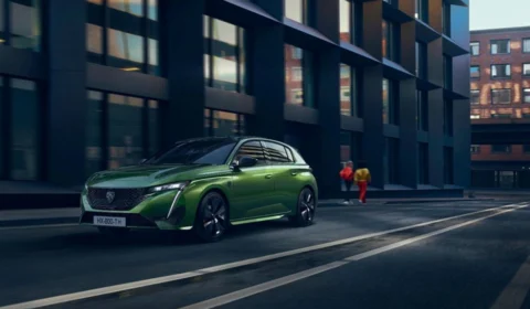 Novo PEUGEOT 308 é premiado no German Car Of the Year 2022