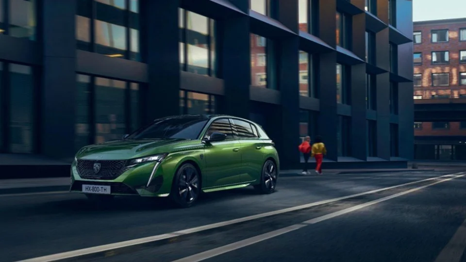 Novo PEUGEOT 308 é premiado no German Car Of the Year 2022