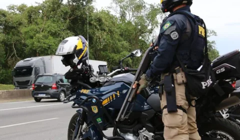 Natal de 2022 teve queda de 65% no número de acidentes graves, diz PRF