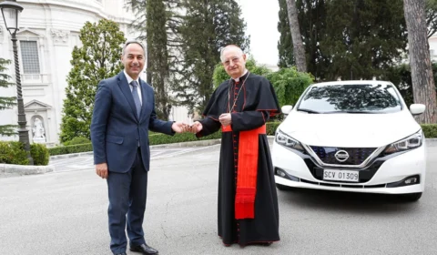 Nissan LEAF eletrifica a jornada do Vaticano rumo à neutralidade de carbono