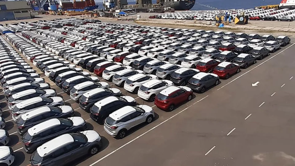 Estratégia: antecipar reoneração do diesel financiará estímulo à compra de veículos