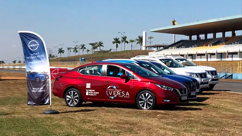 Nissan passa a oferecer serviços de aluguel de toda a sua linha no Brasil