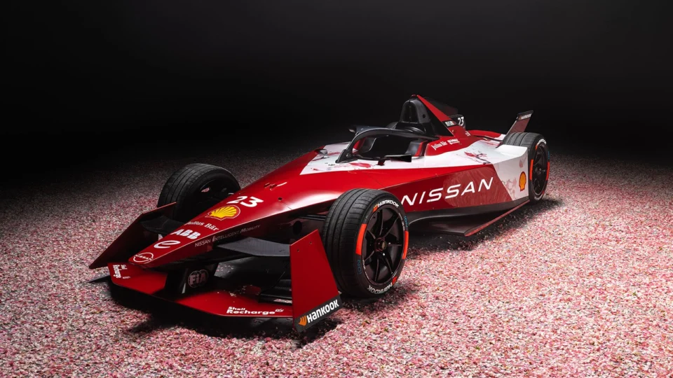 Nissan revela visual impactante de seus carros para a 9ª temporada da Fórmula E