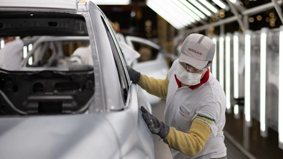 Nissan inicia processo seletivo para fábrica no Brasil
