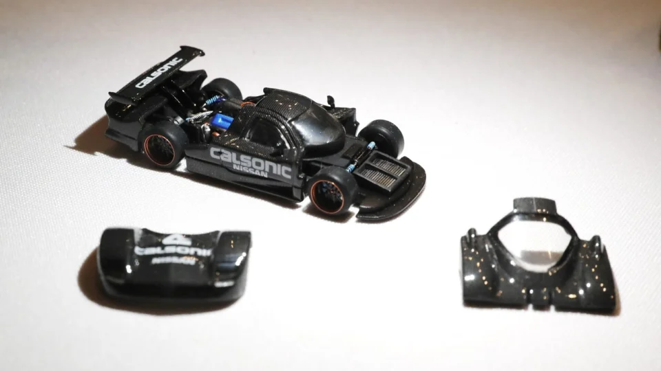 Nissan R390 GT1 de 7 centímetros repete a história real e conquista o título de melhor customização de miniaturas da marca