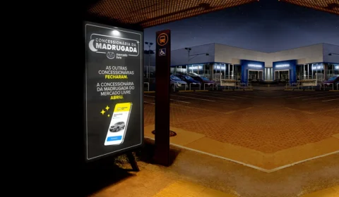 Nova Campanha do Mercado Livre reforça a conveniência de comprar um carro na plataforma através de OOHs que operam na madrugada