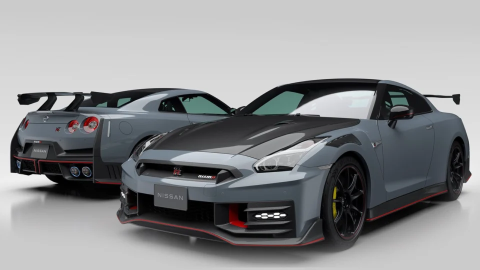 Novo Nissan GT-R é revelado no Japão