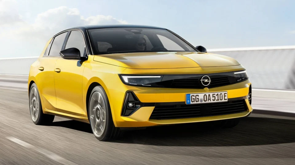 Novo Opel Astra já pode ser encomendado