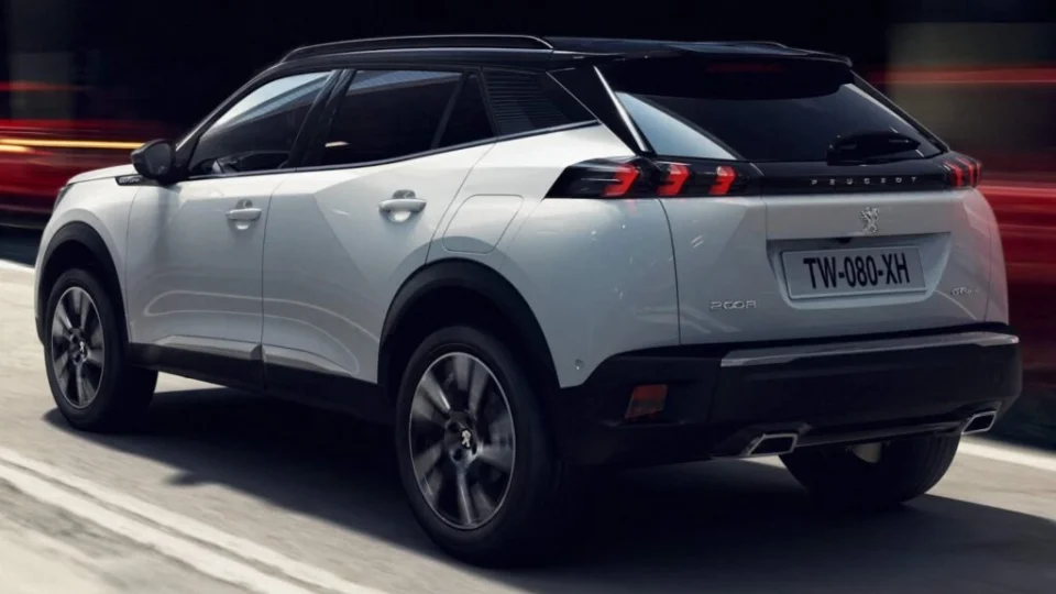 Peugeot celebra à franquia Star Wars e presenta versão limitada do SUV 2008