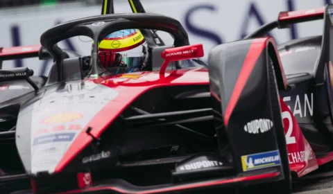 Nissan e.dams corre nas históricas Docas Reais durante o E-Prix de Londres de Fórmula E