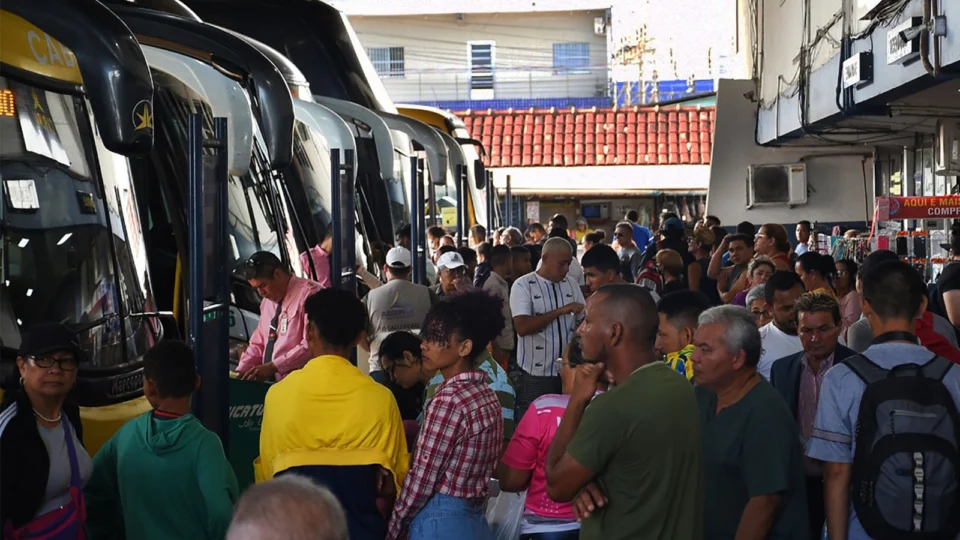 Viagem Segura: Operação no feriado de Tiradentes registra mais de 23 mil passageiros no transporte intermunicipal do Amazonas