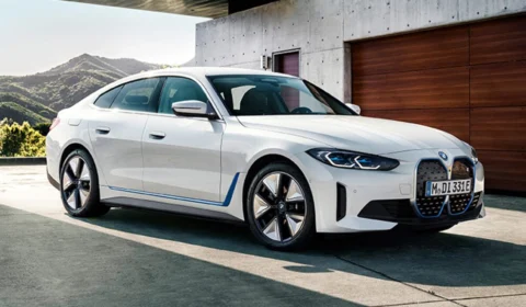 BMW i4 chega para integrar a gama de veículos elétricos da marca