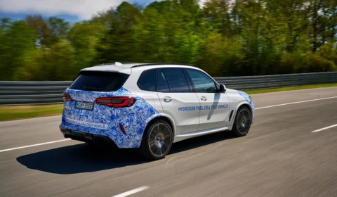 BMW realiza testes finais em veículos movidos à células de hidrogênio