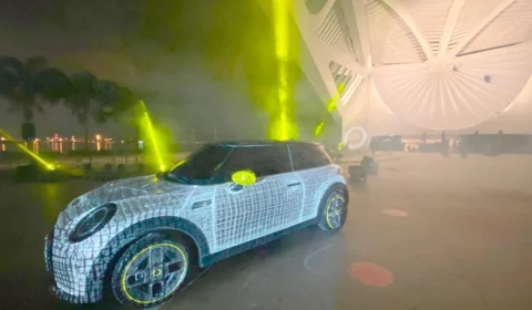 MINI Cooper S E é destaque no IluminaRio 2021