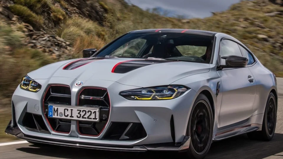 Novo BMW M4 CSL é o carro mais rápido a percorrer em circuito da Alemanha