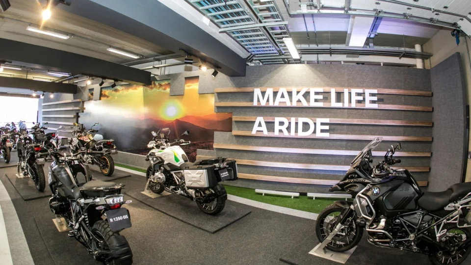 BMW Motorrad abre pré-venda das novas R 1250 RT e K 1600 Bagger no Festival Duas Rodas