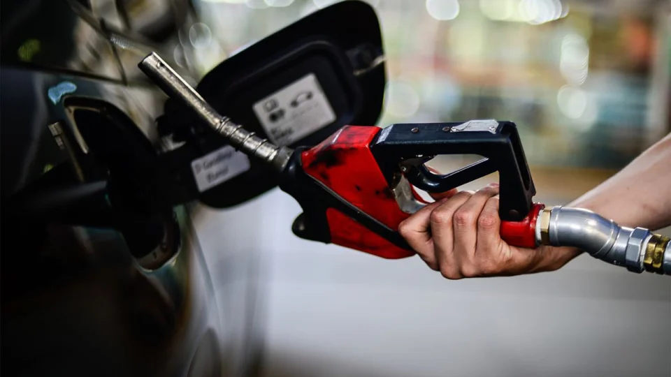 Petrobras aumenta preço da gasolina e do diesel para as distribuidoras