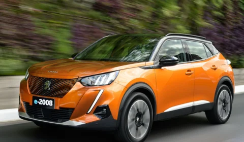 Peugeot e-2008 2023: SUV elétrico estreia no Brasil
