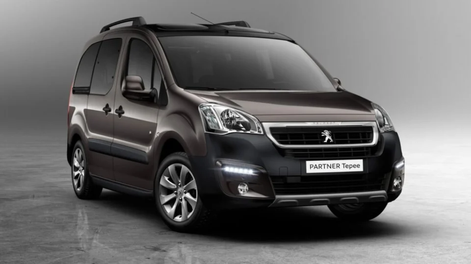 Peugeot realiza ação de vendas com ofertas para linha de utilitários
