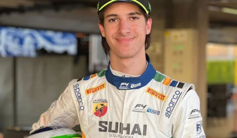 Pipe Barrichello voltou a acelerar o seu Fórmula 4 em Interlagos