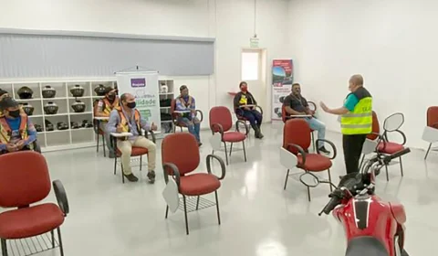 Prefeitura promove curso de aperfeiçoamento aos mototaxistas