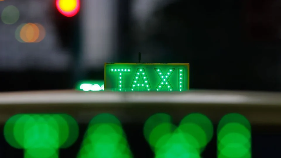 Prefeituras cadastraram 325 mil taxistas para receber o Bem-Taxista