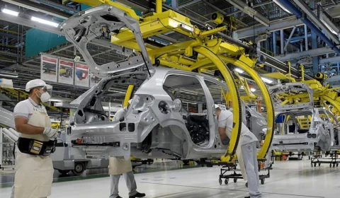 Metalúrgicos criam  proposta de carro mais barato e encaminham estudo para presidente Lula