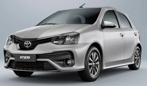 Toyota Etios 2021 tem nova central e começa em R$ 55.390