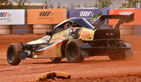 Ricardo Basso é o campeão brasileiro de Autocross 2022