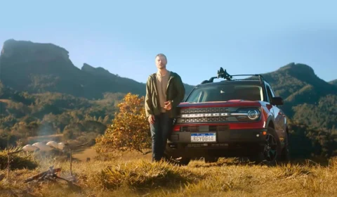 Rodrigo Hilbert ensina uma receita ‘raiz’ em nova aventura com o Ford Bronco Sport