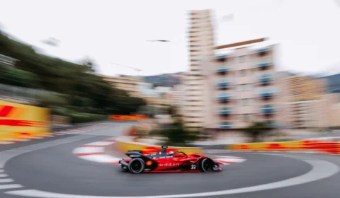 Equipe Nissan de Fórmula E termina em 8º lugar após intensa competição no E-Prix