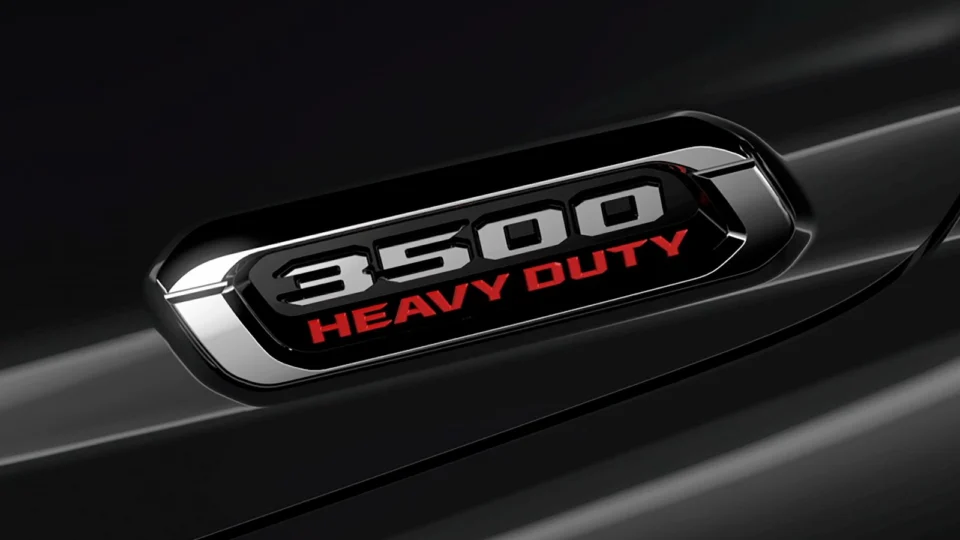 Stellantins confirma chegada da picape RAM 3500