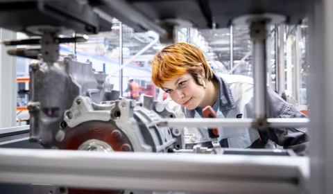 Stellantis aumenta a produção de motores elétricos