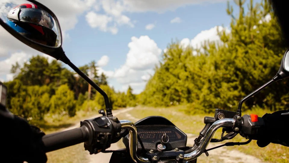 Top 5 motos sem embreagem para iniciantes