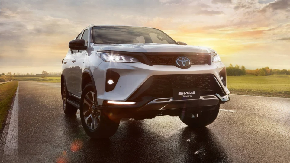Toyota lança linha 2022 do SUV SW4