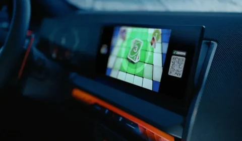 BMW Transforma Carros em Salas de Jogos com UNO Digital