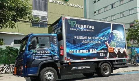 VW e-Delivery estreia no Norte do país com coleta de resíduos para empresa Preserve