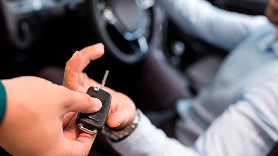 Vendas diárias de carros usados mantém recuperação