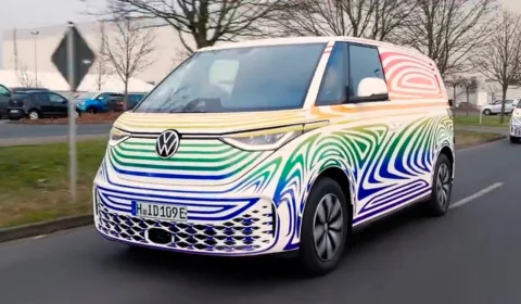 Versão elétrica da Kombi, VW ID Buzz será lançada mundialmente em 9 de março