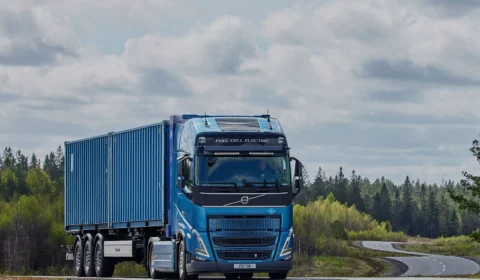 Volvo anuncia testes com células de combustível em caminhões