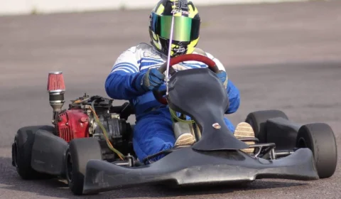 Pilotos do Amazonas voltam a acelerar no Campeonato Amazonense de Kart F4 e com público liberado