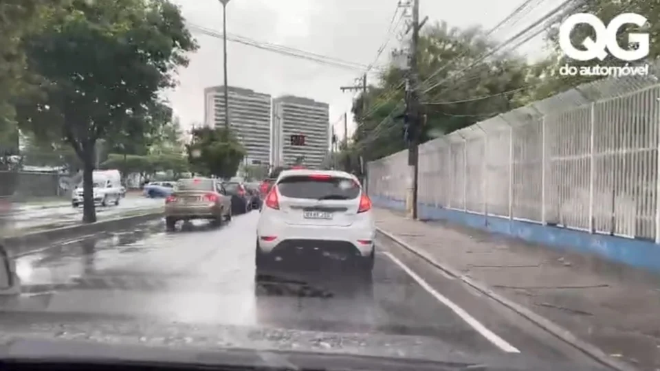 Tem chuva agora em Manaus e algumas dicas ajudam a se proteger