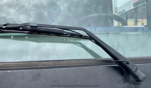 Em época de chuva, muita atenção com o para-brisa