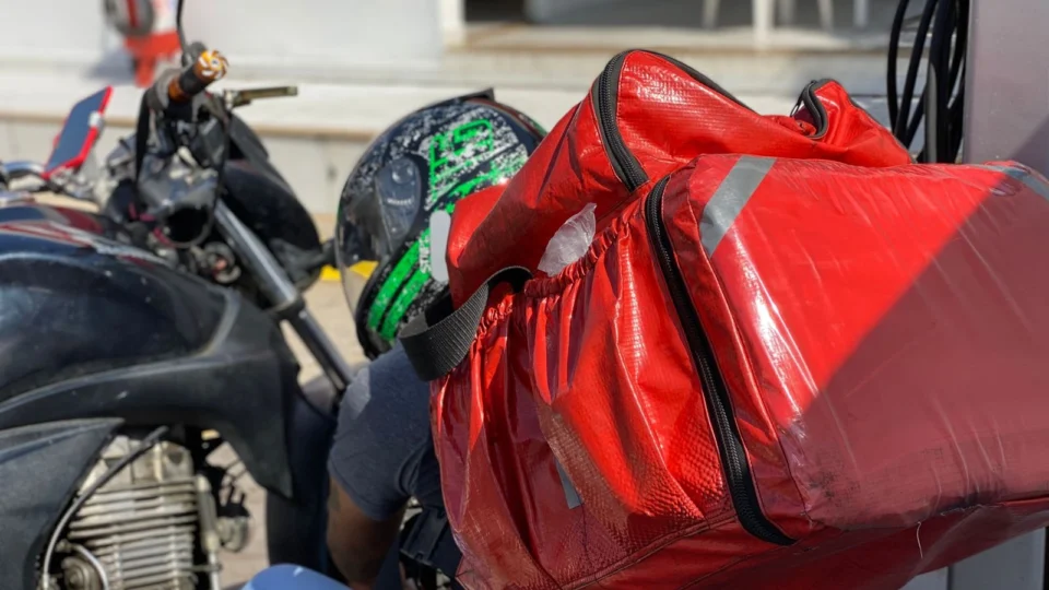 Lei prevê Seguro a Entregadores de Aplicativo