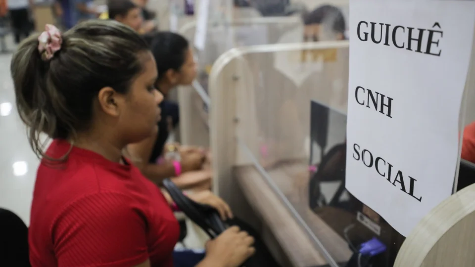 CNH Social: Amazonas anuncia mais 5 mil contemplados no interior