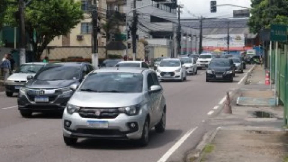 Prazo para pagar IPVA com 10% de desconto para placas 1, 2 e 3  termina nesta sexta-feira