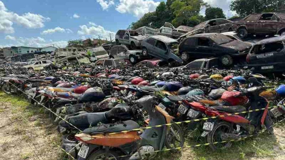 Detran Amazonas promove primeiro leilão de sucatas ferrosas