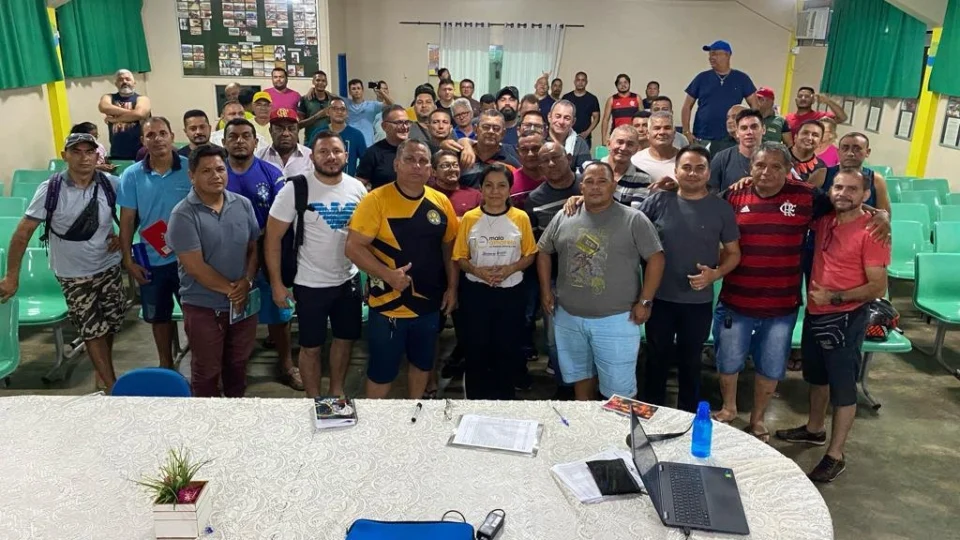 Taxistas de Manacapuru recebem pela 1ª vez curso de direção defensiva