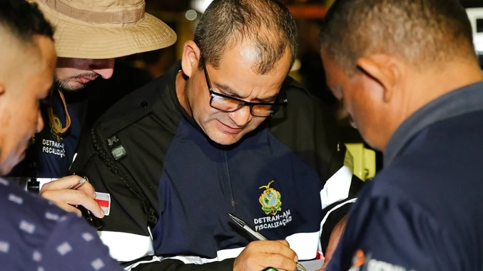 Fiscalização do Detran-AM atua em todas as zonas da cidade durante as festividades de Natal